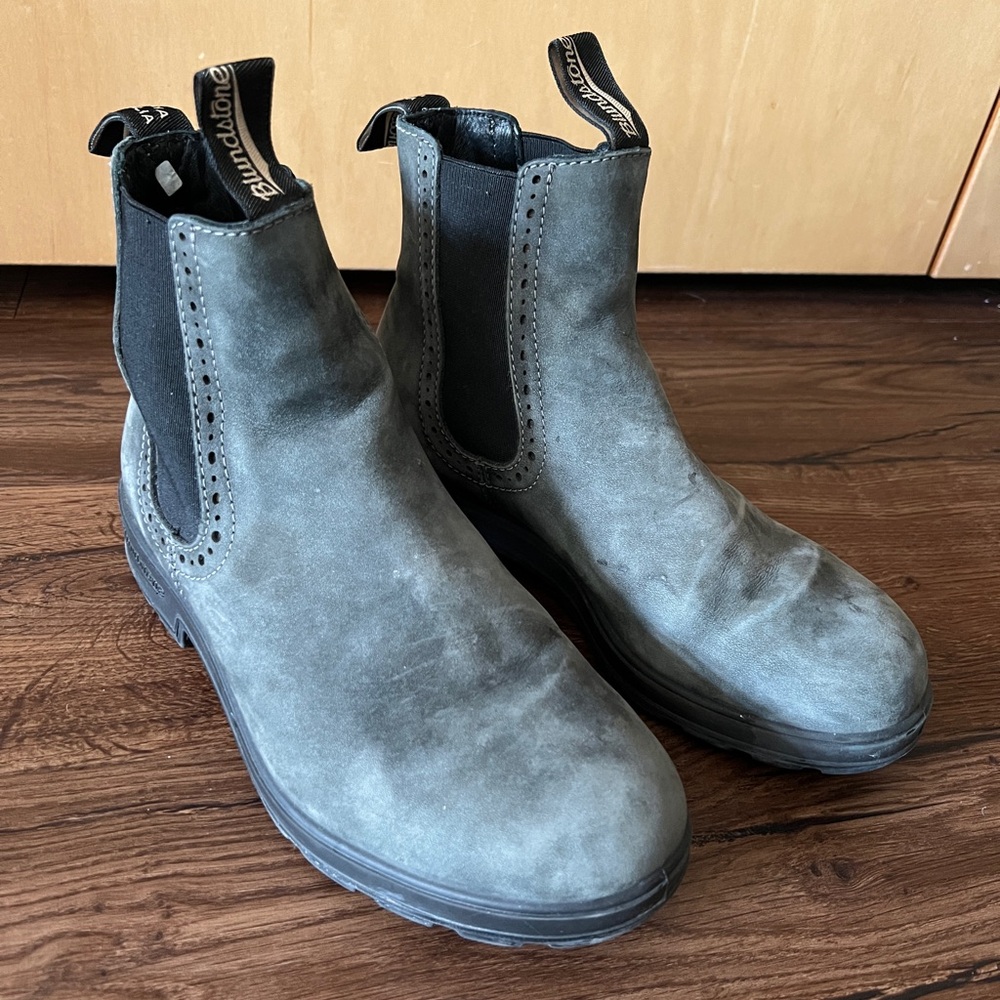 Blundstone Ladies Gray Chelsea Boots